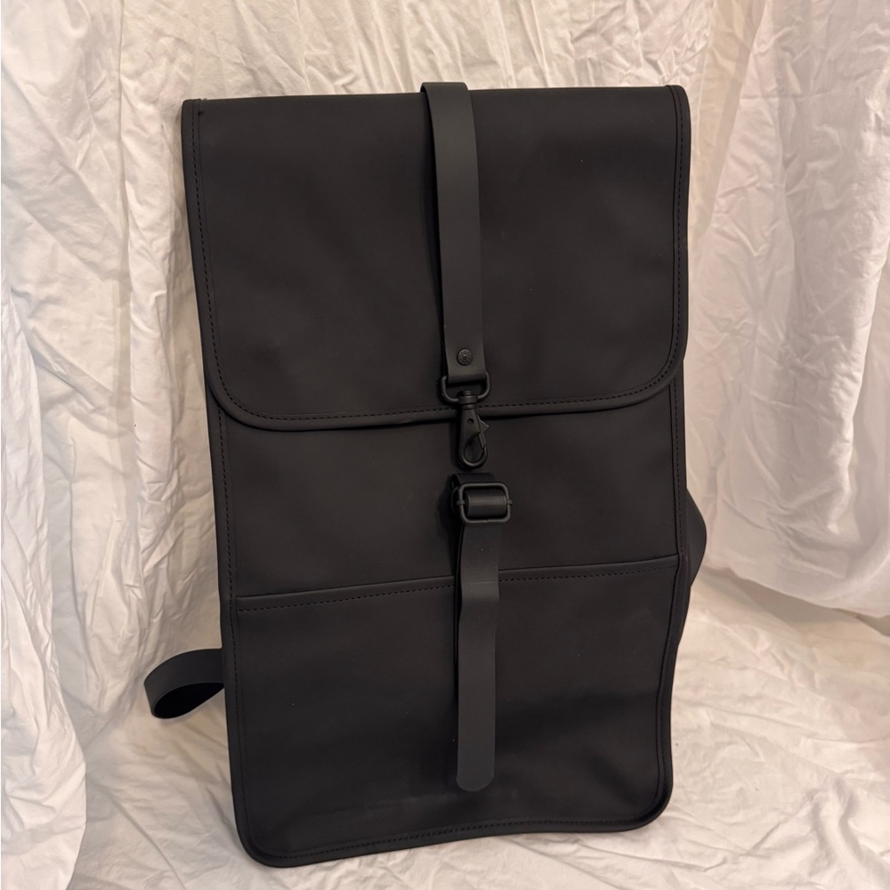 Rains Backpack